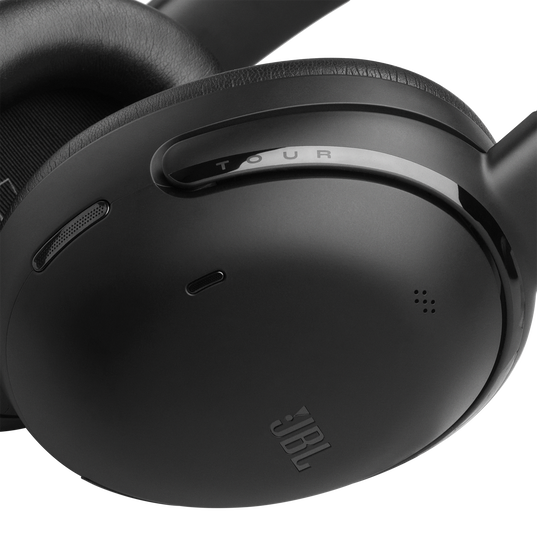 JBL Tour One M3 - Black - Wireless over-ear Noise Cancelling headphones - Detailshot 3